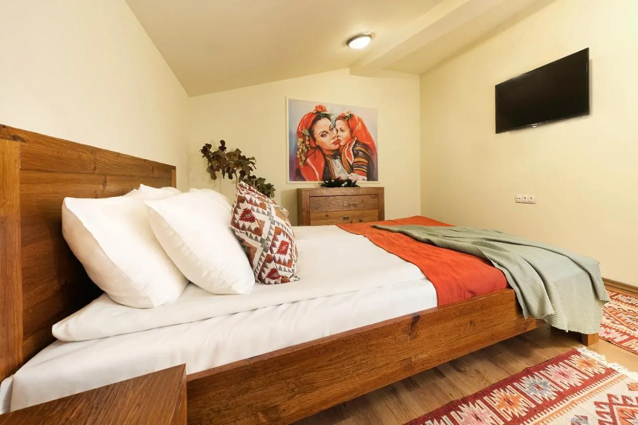 Pensiune Moma - Charming Home In The Heart Of Bansko Ancient Center
